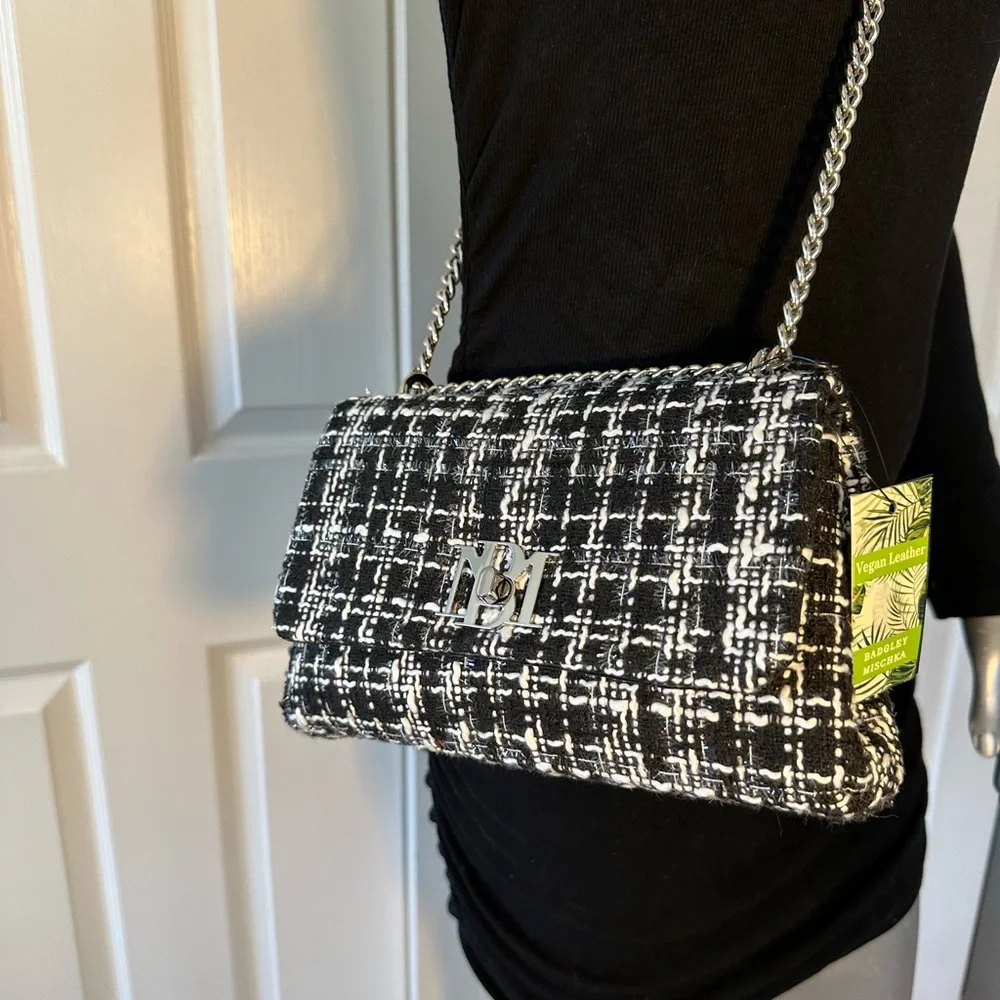 BADGLEY MISCHKA | Shimmer Tweed Adjustable Chain Strap Bag Black & White NWT